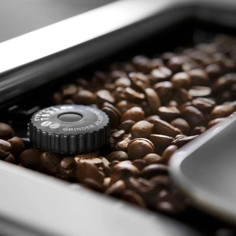 De'Longhi PrimaDonna Elite Experience Bean To Cup Coffee Machine | ECAM650.85.MS