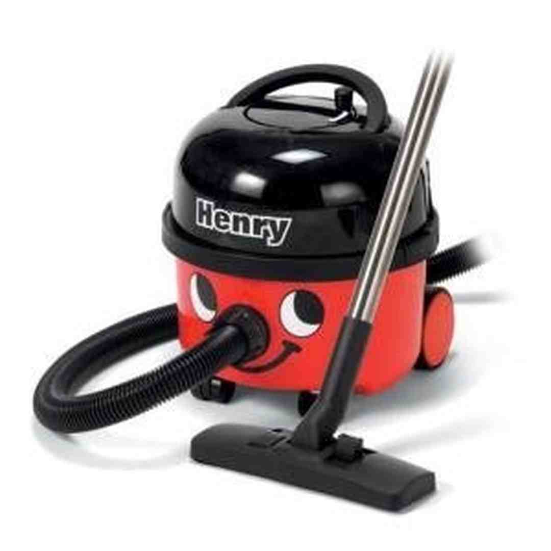 Numatic Henry HVR200 cylinder vacuum cleaner, image 2 of 2